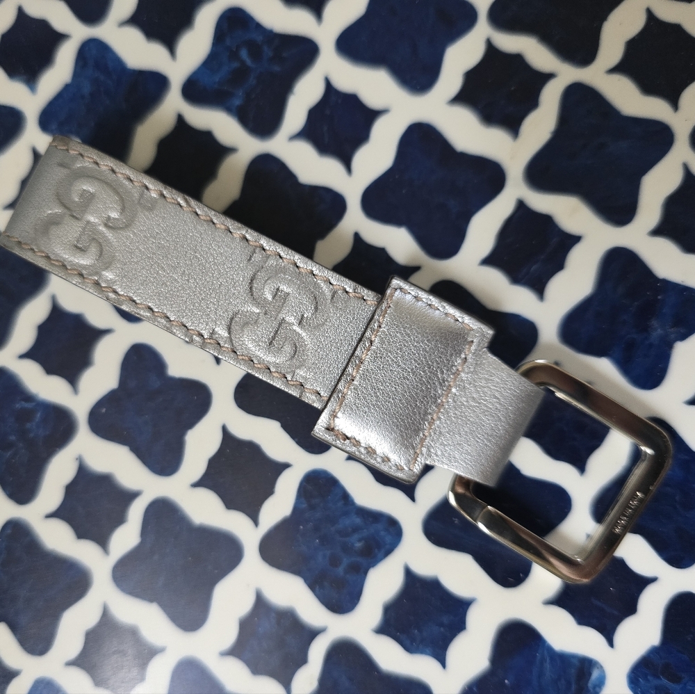 🇮🇹 Gucci Keychain - Silver MicroGuccissima Leather Gray - Picture 3 of 8